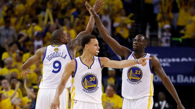 golden-state-warriors-playing-with-chip-on-shoulder-header.jpg